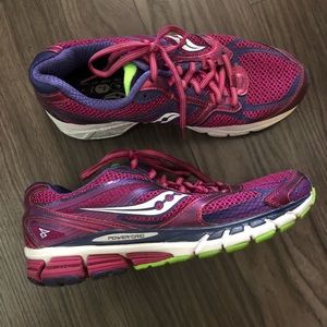 Saucony Guide 8 running shoes